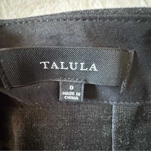 Aritzia x Talula  Berklee Skort Asymmetrical Wrap Design - Picture 4 of 10